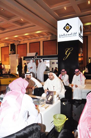 الاستاذ مازن بترجي نائب رئيس غرفة جدة و الاستاذ سامر الريان المدير العام المساعد يفتتحان معرض الفخامة العالمي