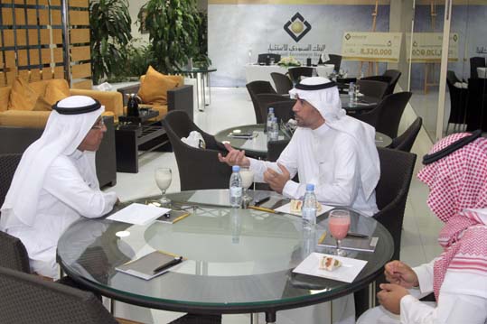 إنسان الجمعية الخيرية لرعاية الأيتام