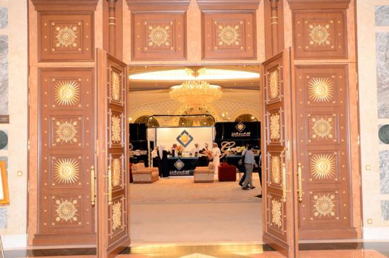 WORLD LUXURY EXPO